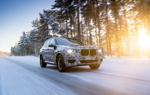 P90249811_lowRes_the-new-bmw-x3-under