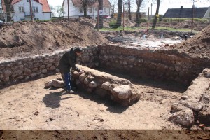 Wykopaliska w miejscu kościoła w Juszkowie