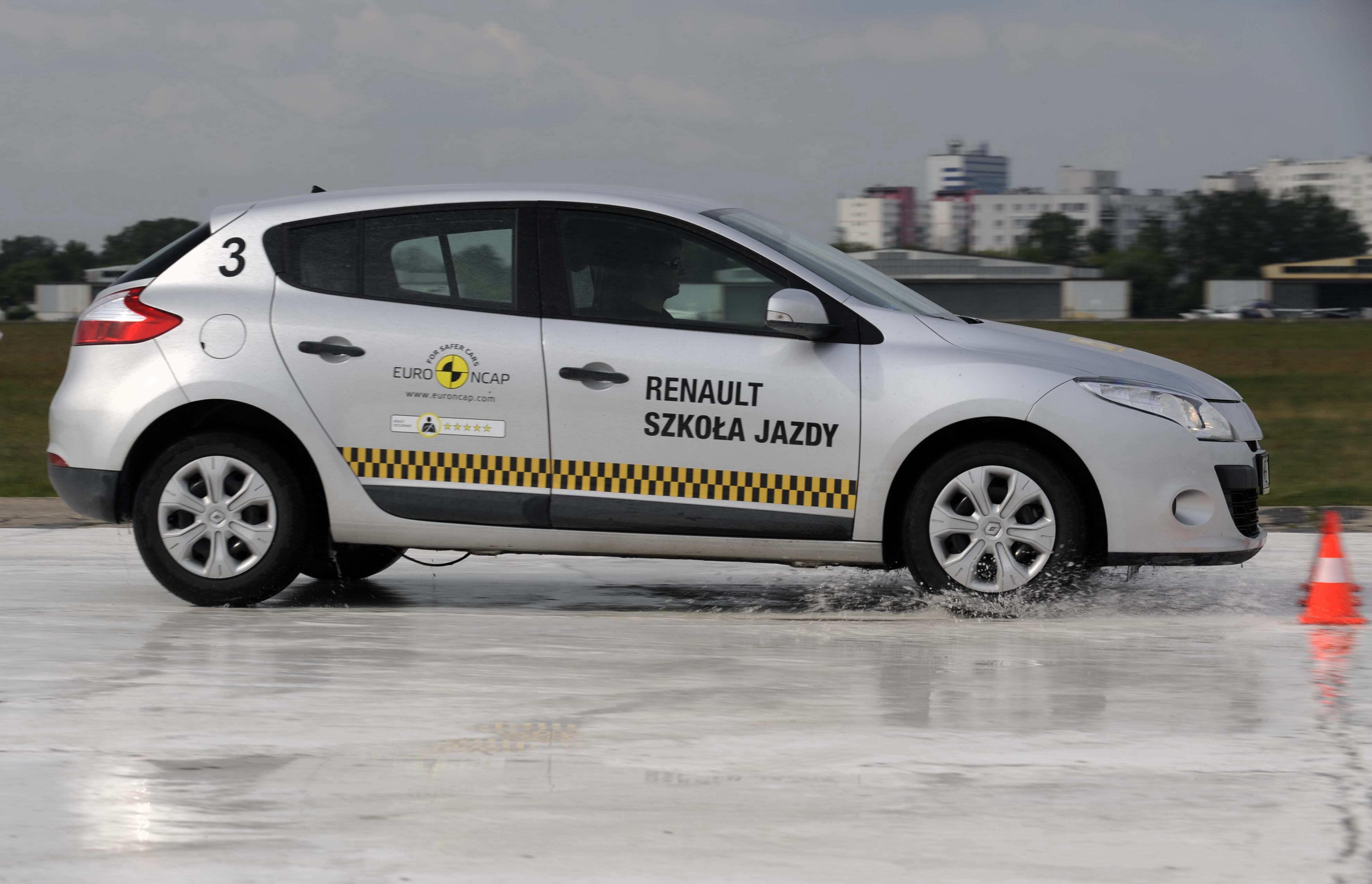 2._Szkola Jazdy Renault