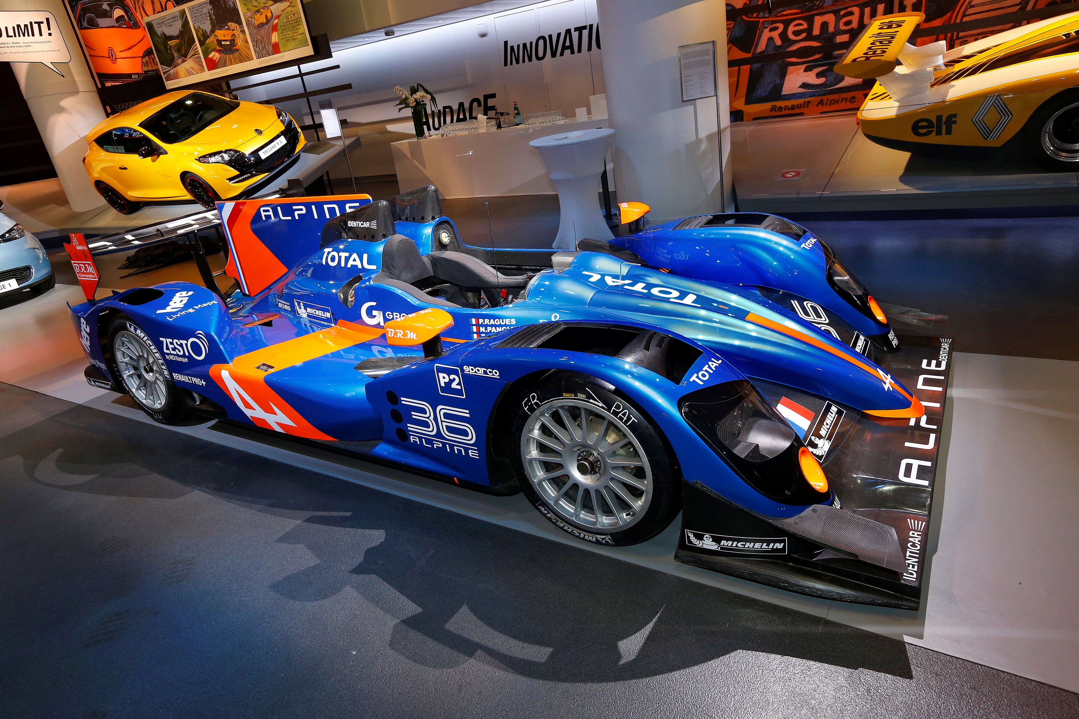 Alpine_45415_global_en